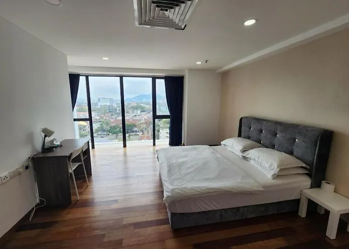 Sunrise Gurney Executive Premium Suite