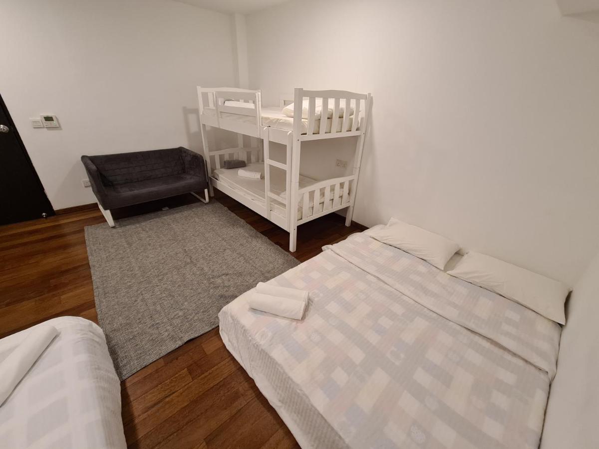Sunrise Gurney Executive Premium Apartment George Town