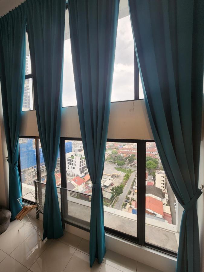 Sunrise Gurney Executive Premium George Town