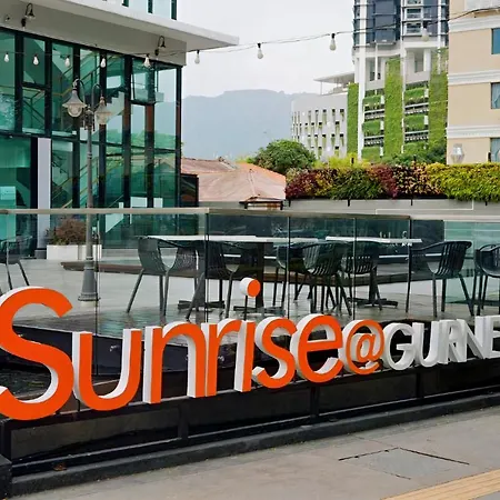 Sunrise Gurney Executive Premium Suite George Town Exterior photo