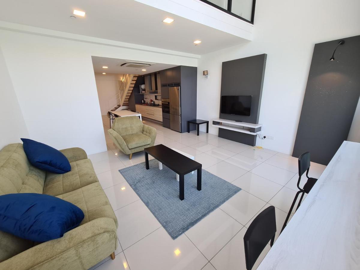 Apartment Sunrise Gurney Executive Premium George Town