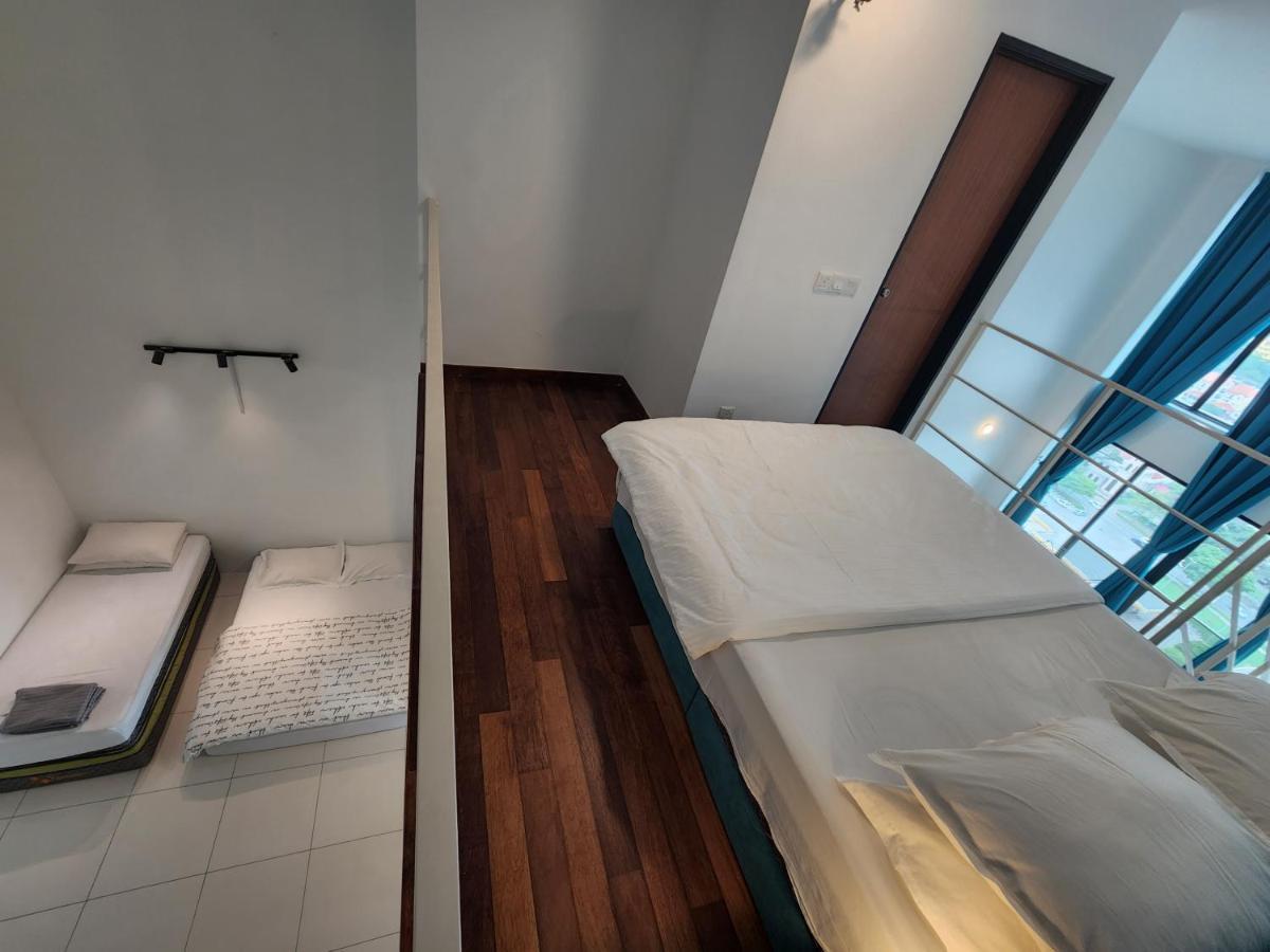 Sunrise Gurney Executive Premium * George Town